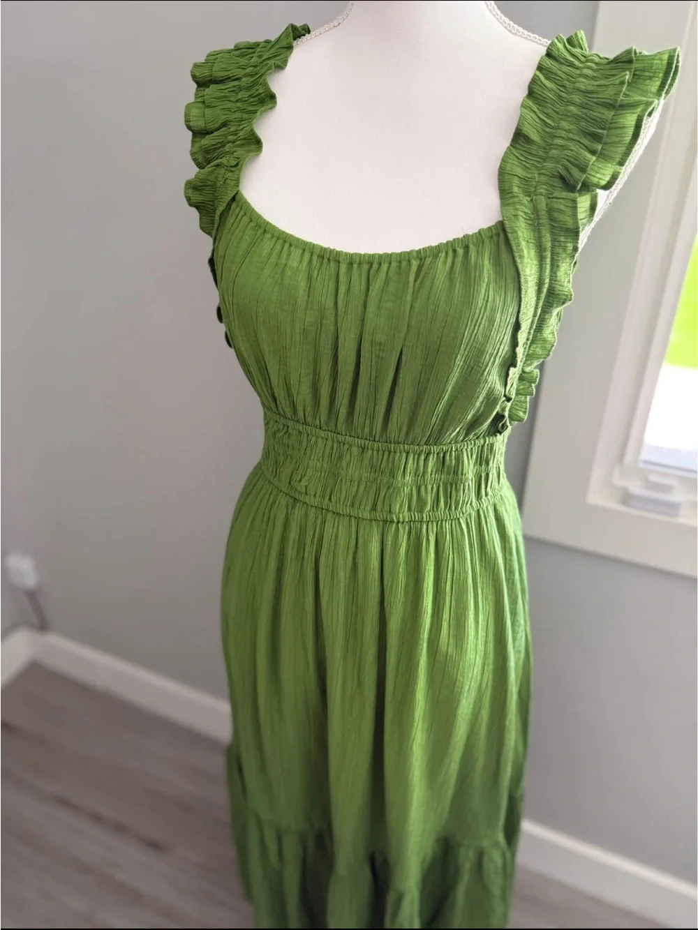 Abercrombie & Fitch Ruffled Green Maxi Dress